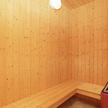 8 Person In Hj Rring By Traum Hjørring